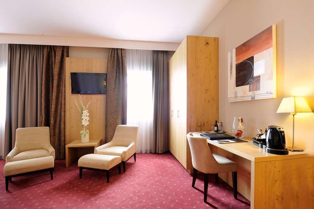 Hotel Verviers Van Der Valk Oda fotoğraf