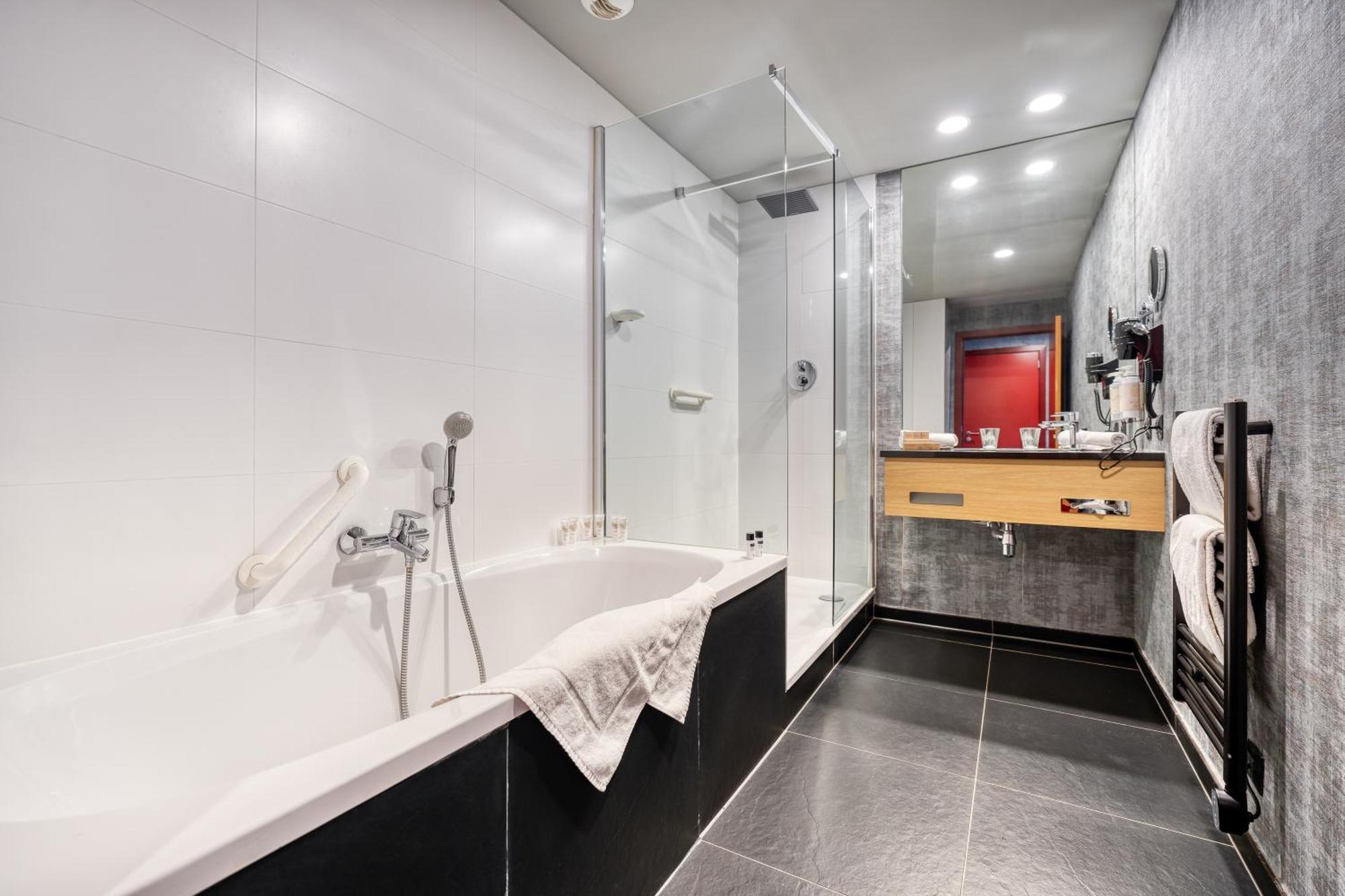 Hotel Verviers Van Der Valk Dış mekan fotoğraf