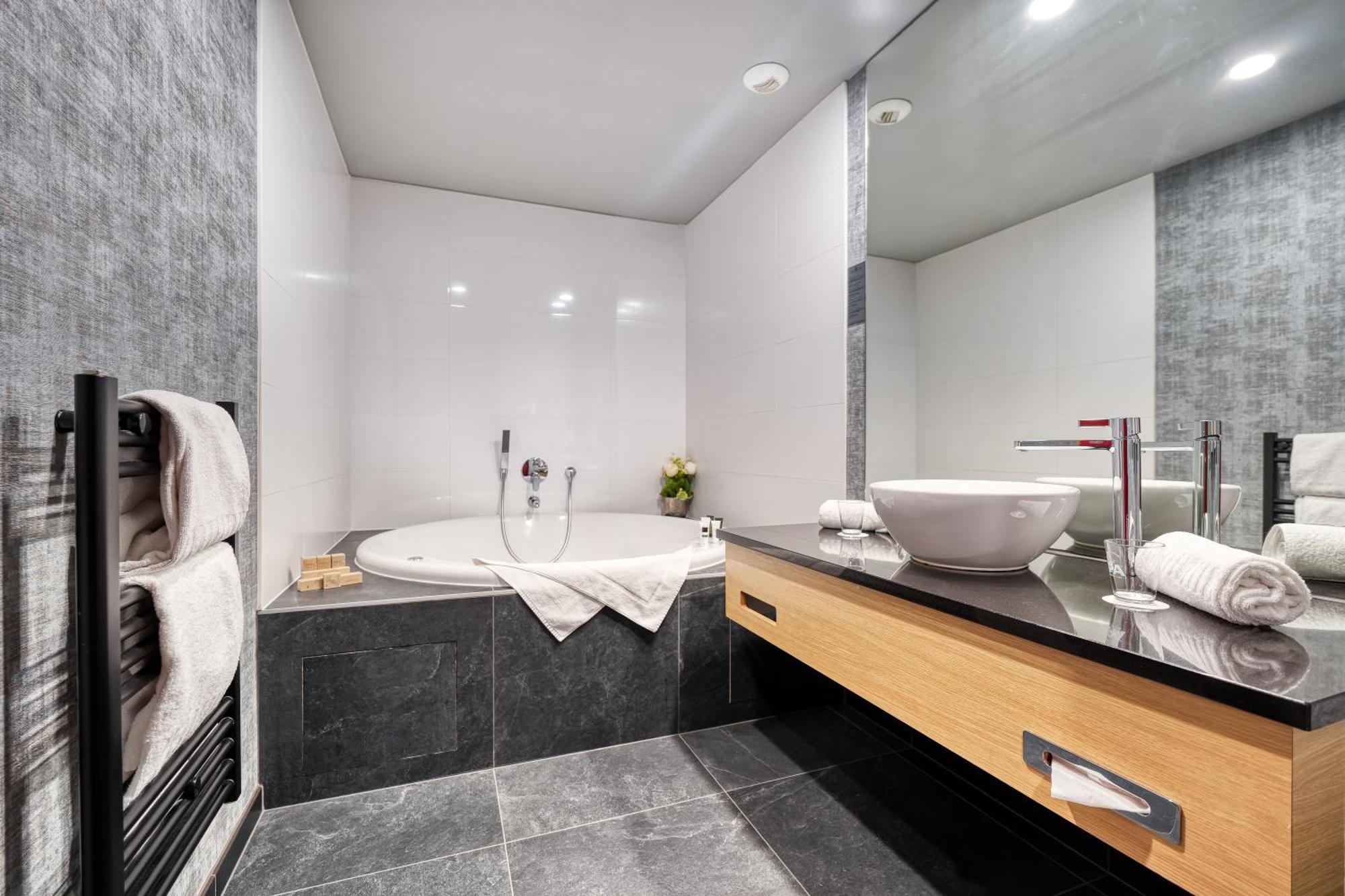 Hotel Verviers Van Der Valk Dış mekan fotoğraf