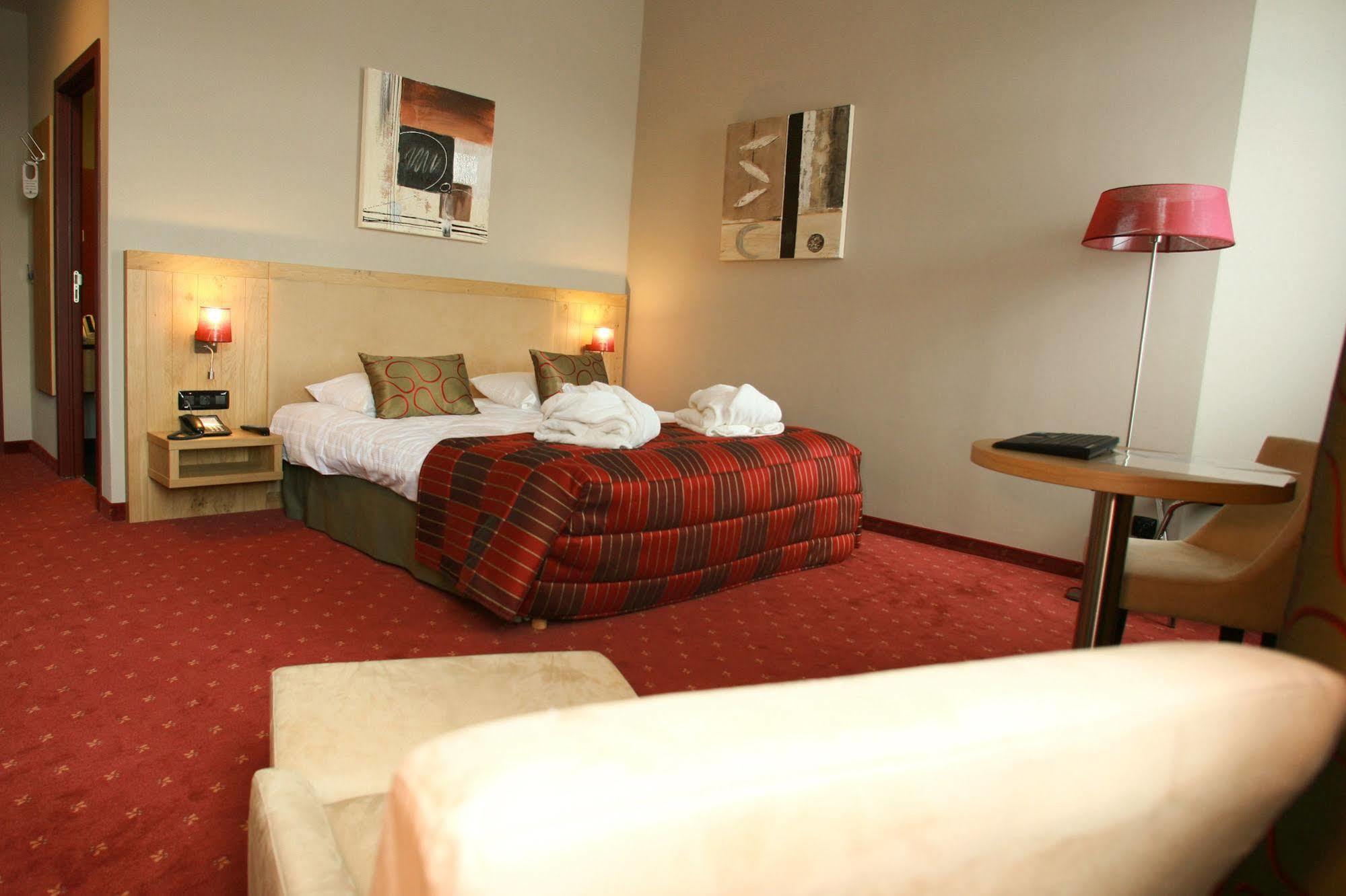 Hotel Verviers Van Der Valk Dış mekan fotoğraf